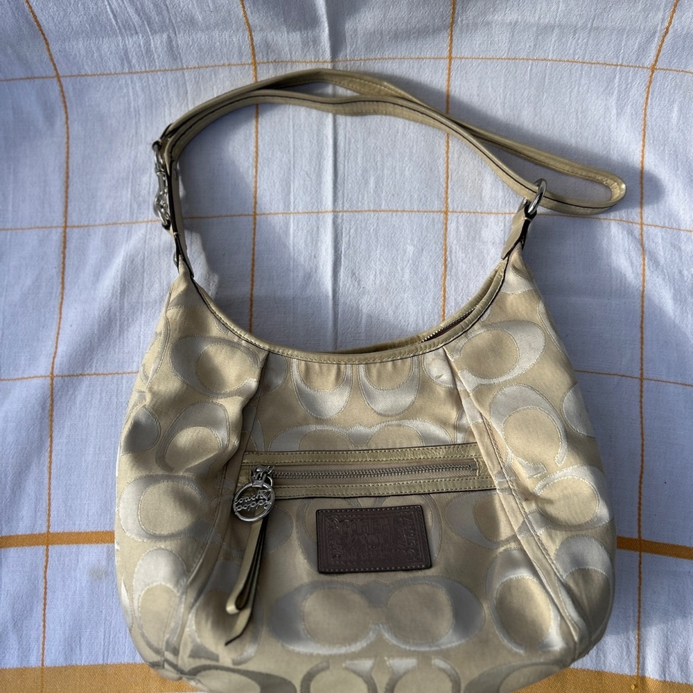 Coach Poppy Signature Fabric convertible Shoulder Bag
